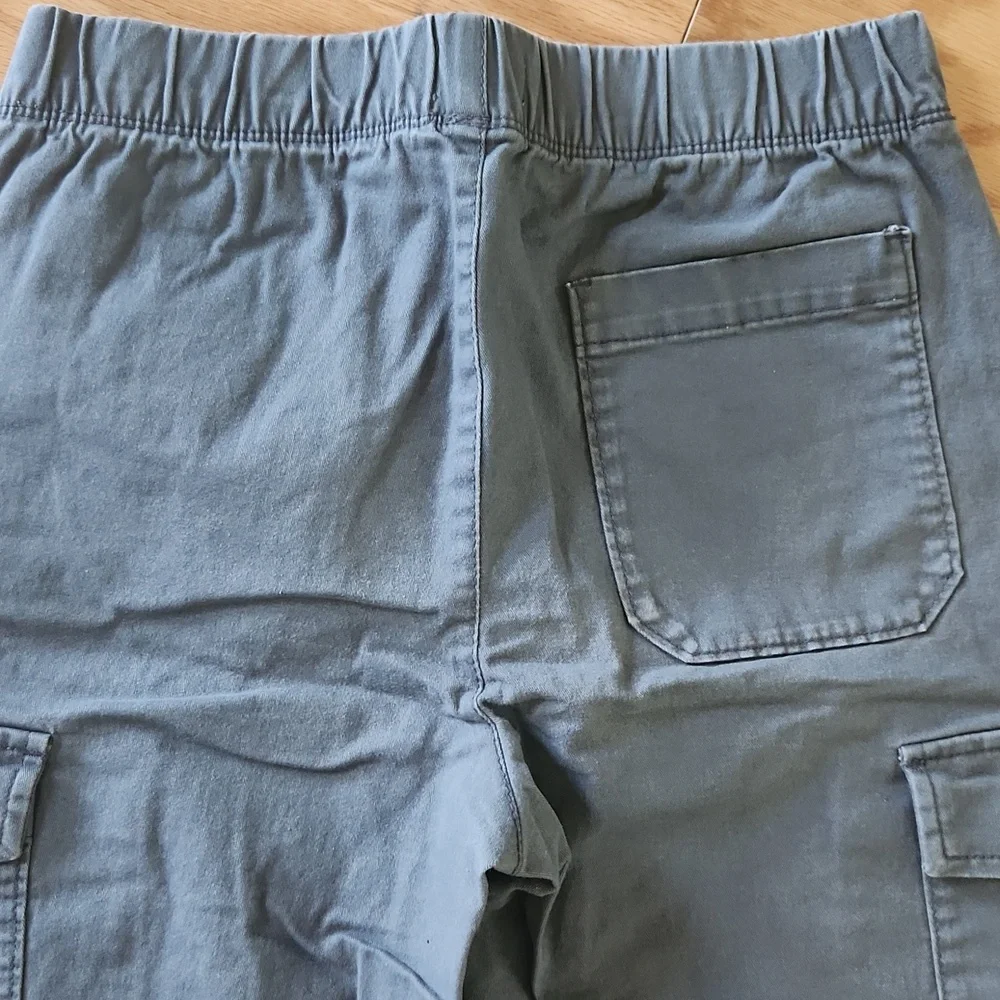 Old Navy Cargo shorts xl Boys Gray